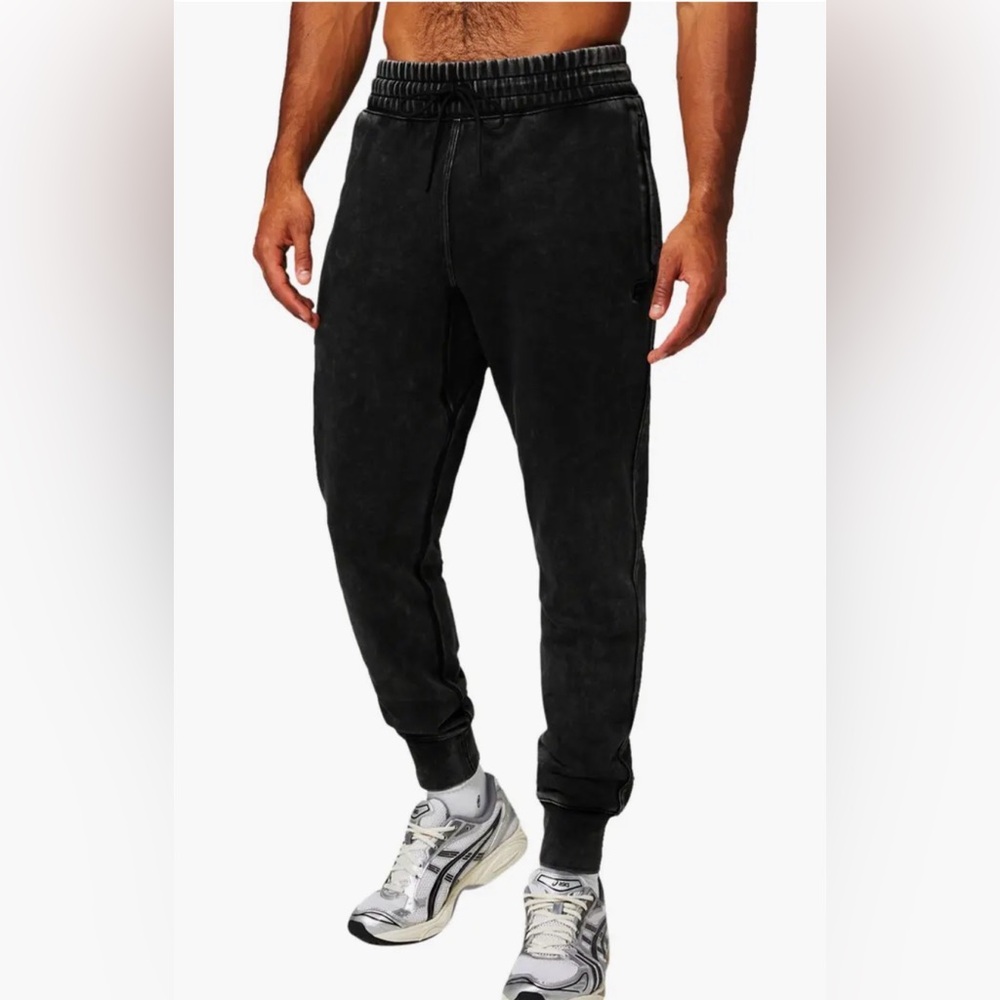 Fabletics -The Year Round Terry Jogger - Washed Black - NWT - (Showroom Tags)
